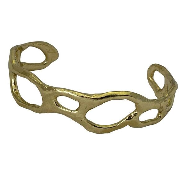 Freeform Artsy Open Work Bracelet Hand Crafted Fits up to 8" Wrist Gold Tone - Picture 3 of 3